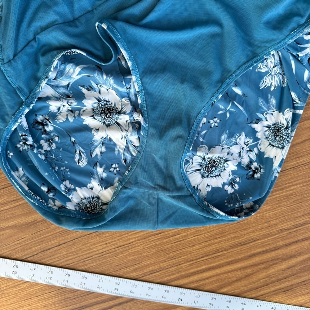 Artesands One Piece Swimsuit Blue Teal Floral Women’s Size 20 - Picture 5 of 5
